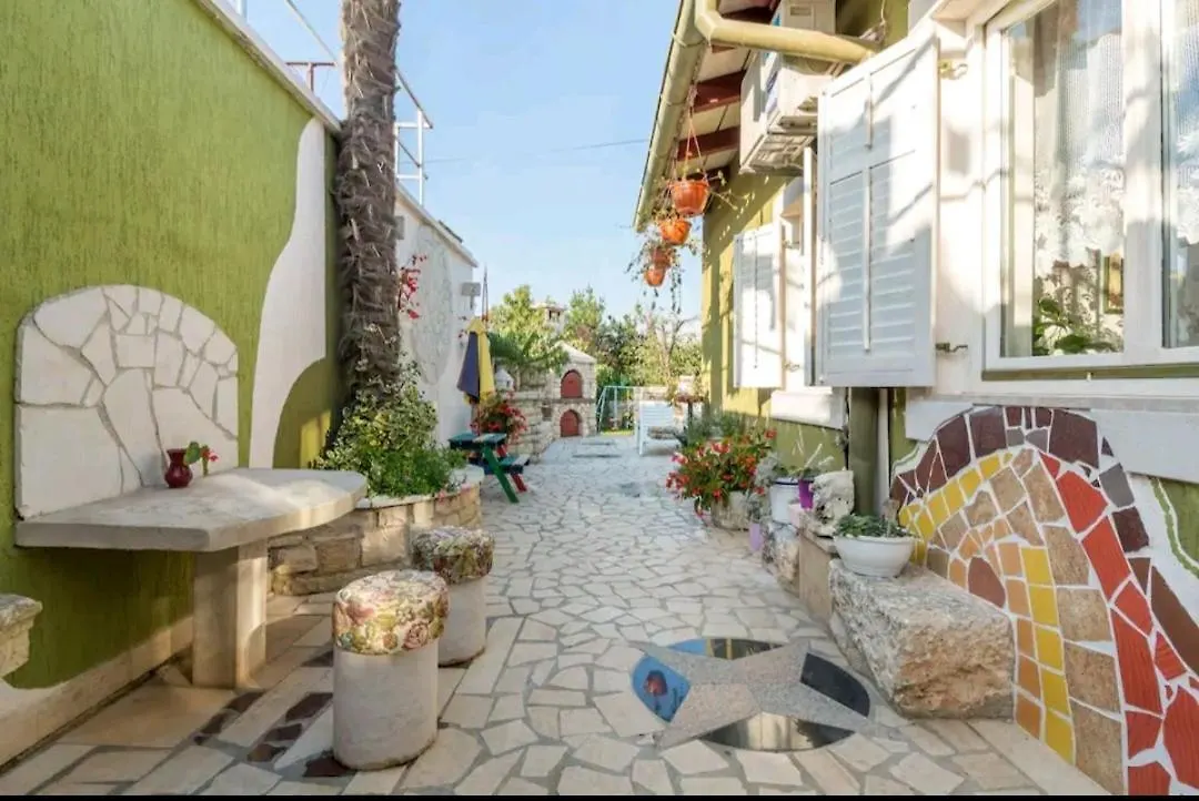 Kuca Za Odmor Lucy Apartamento Pula